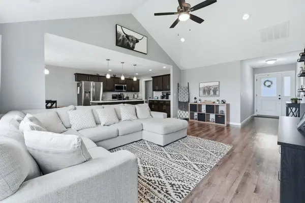 305 Cottonwood CT, Markle, IN 46770