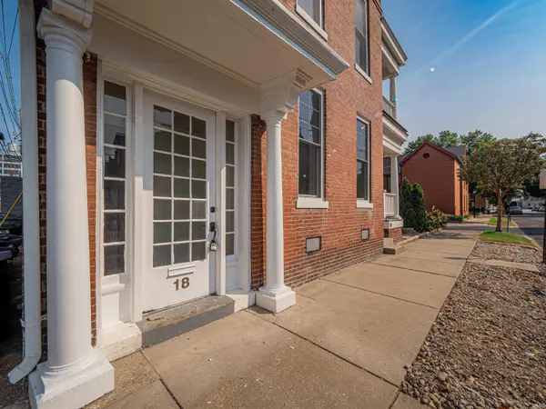 18 Chestnut ST, Evansville, IN 47713