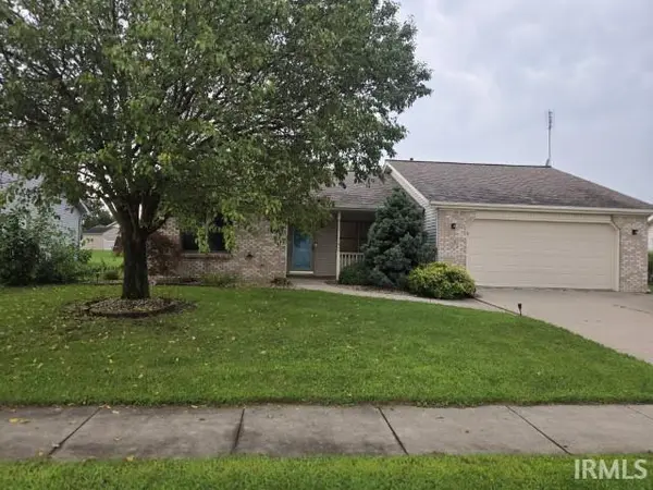 2033 Duncan DR, Huntington, IN 46750-4501