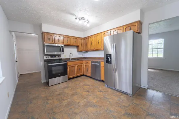 20 Newsom LN, Lafayette, IN 47909