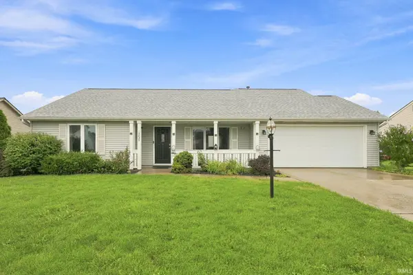12832 Country Shoal LN, Grabill, IN 46741