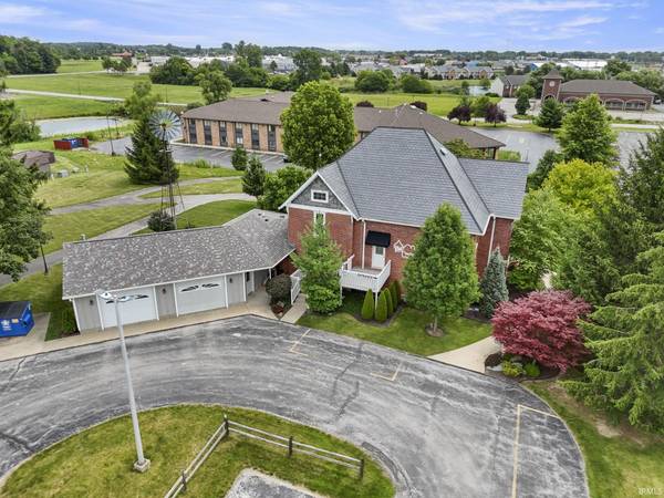 2807 Theater AVE, Huntington, IN 46750