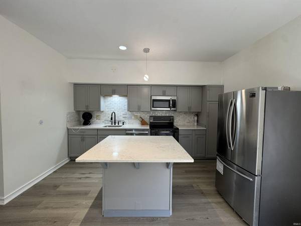 111 E 6th ST #C, Bloomington, IN 47408