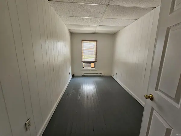 222 E Union ST #Apt 3, Worthington, IN 47471