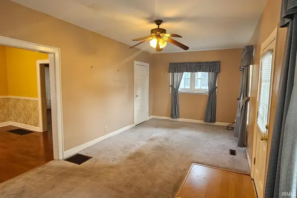 1556 S Linwood AVE, Evansville, IN 47713