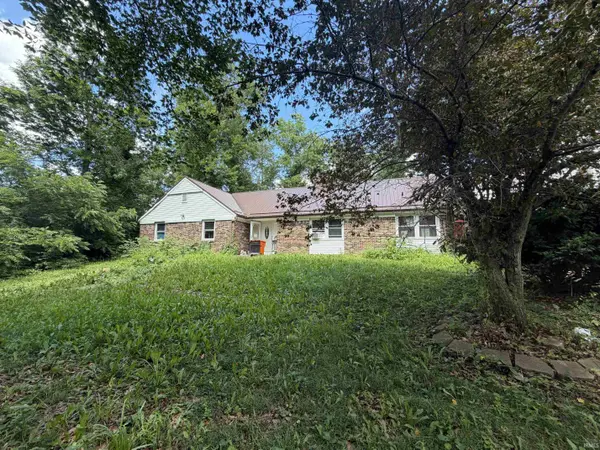 2584 W Woodland AVE, Peru, IN 46970