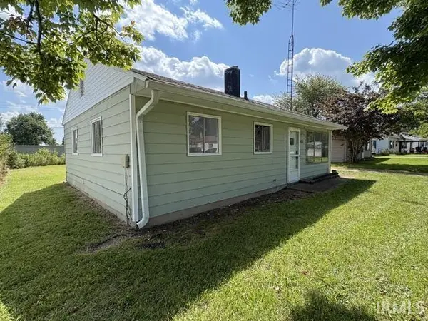 611 E Linda Layne ***, Muncie, IN 47303-2046