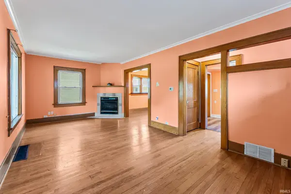 2409 Terrace RD, Fort Wayne, IN 46805