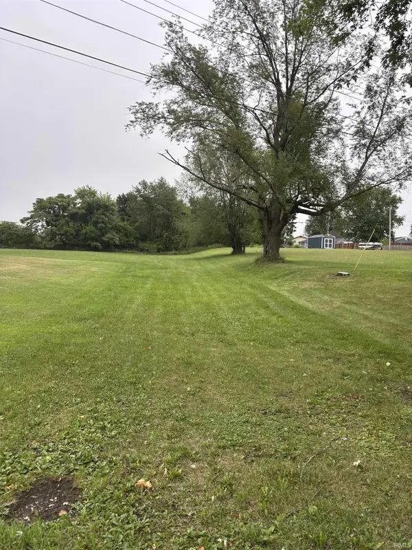 Clyde TBD AVE, Angola, IN 46703