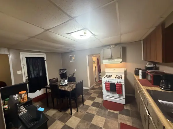 412 W Washington ST, Elkhart, IN 46516