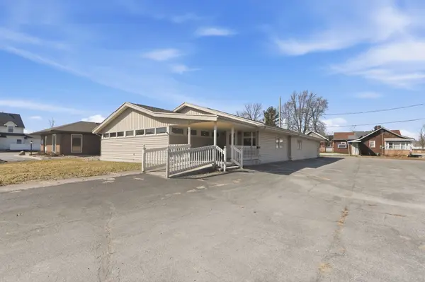 202 W Whitley ST, Churubusco, IN 46723