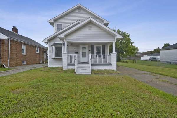 829 Lohoff AVE, Evansville, IN 47710