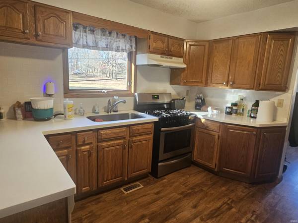 4035 N Hinkle RD, Bloomington, IN 47408