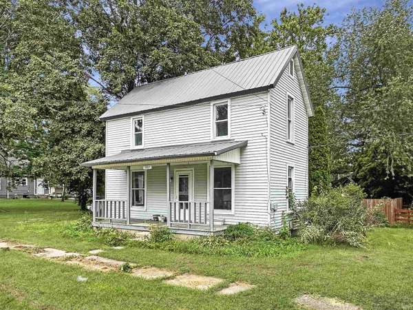 303 W Vine ST, Oxford, IN 47971