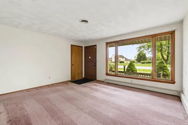 1718 Union Chapel RD, Fort Wayne, IN 46845