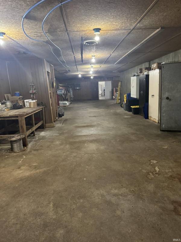 7800 S 700 E RD, Monterey, IN 46960