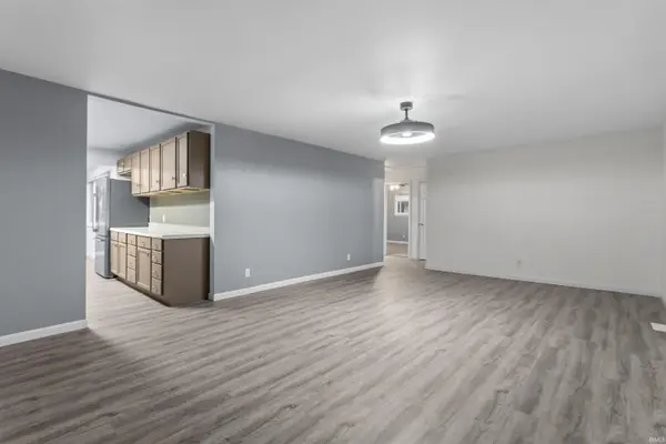 603 W WASHINGTON ST, Galveston, IN 46932
