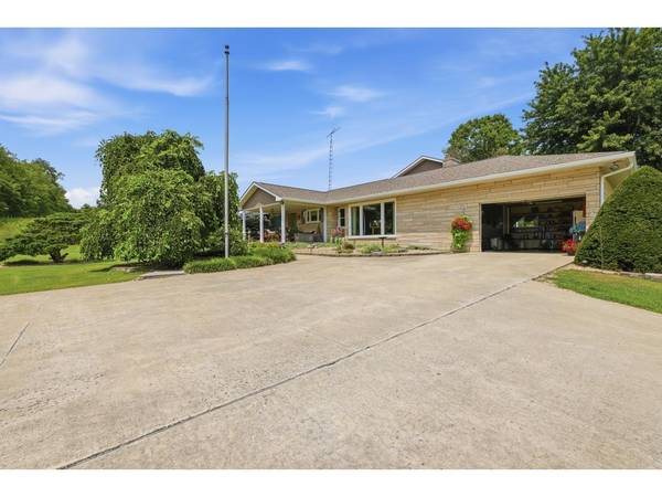 4921 State Road 158 ***, Bedford, IN 47421-8564