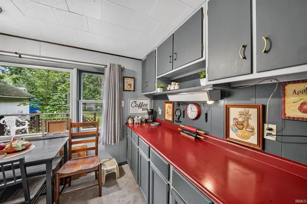 59359 Locust RD, South Bend, IN 46614