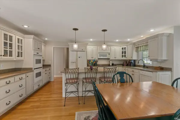 16328 Cypress CT, Granger, IN 46530-4890