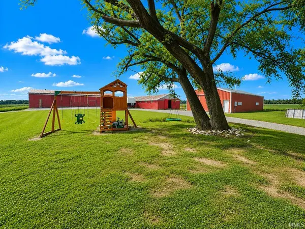 2324 E 250 S RD, Peru, IN 46970