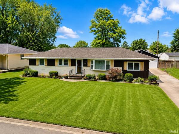 1506 Glencoe BLVD, New Haven, IN 46774-2034