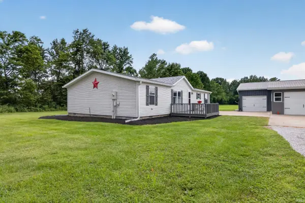 7516 S County Road 100 W ***, Clay City, IN 47841