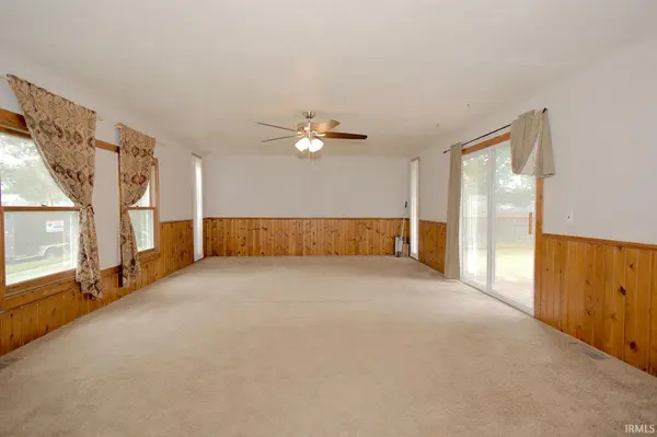 447 Hannah ST, Huntington, IN 46750-3249