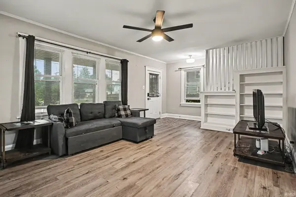 1620 Portage AVE, South Bend, IN 46616-1740