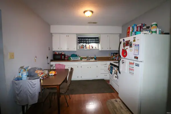 320 E Water ST, Hartford City, IN 47348