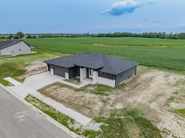 12440 Blue Jay TRL, Fort Wayne, IN 46814