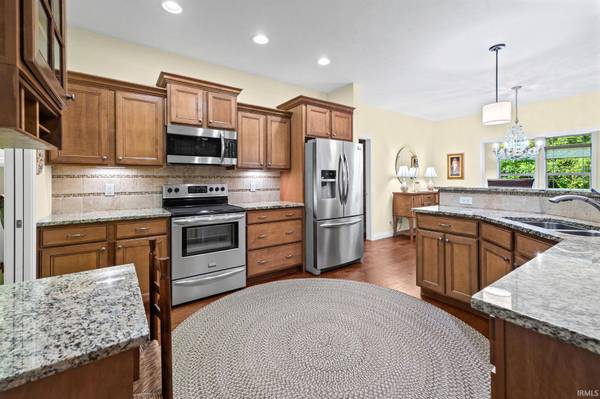 3736 Broadview RD, West Lafayette, IN 47906