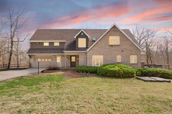925 W Oakwood Lane ***, Paoli, IN 47454