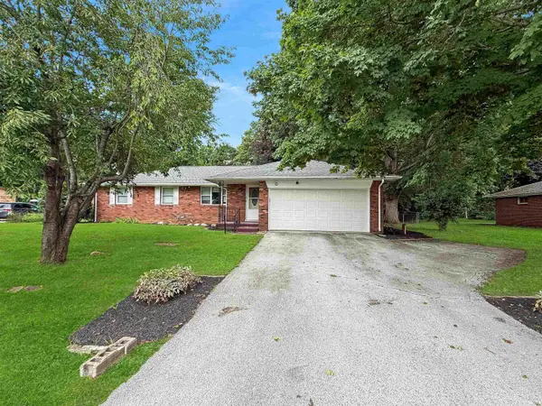 3710 Hickory LN, Lafayette, IN 47905