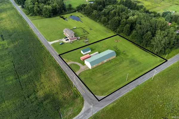 4456 N Thorn RD, Walkerton, IN 46574