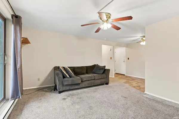 2927 Westbrook DR #B-315, Fort Wayne, IN 46805
