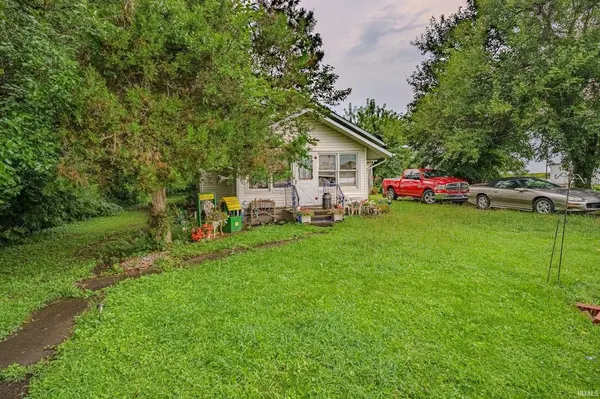 404 N Meadow ST, Otterbein, IN 47970