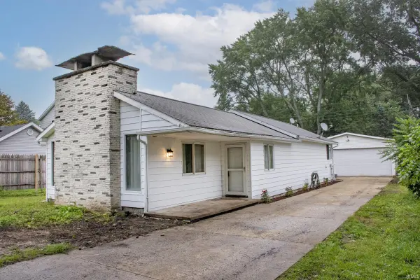 55452 Mayflower ***, South Bend, IN 46628