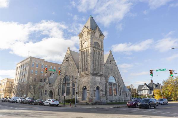 302 W Washington ST, South Bend, IN 46601-1524