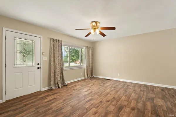 274 W Faculty DR, Paoli, IN 47454
