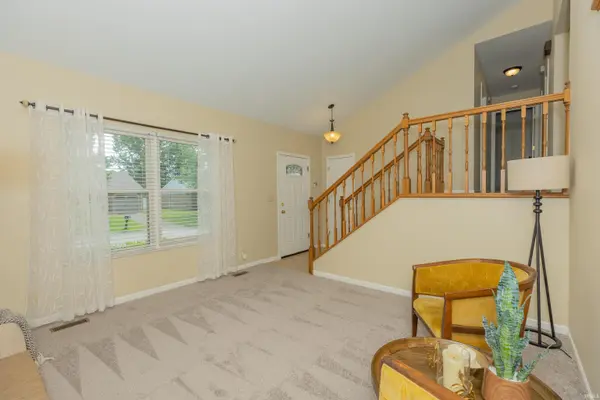 7712 Dry Branch RD, Evansville, IN 47711