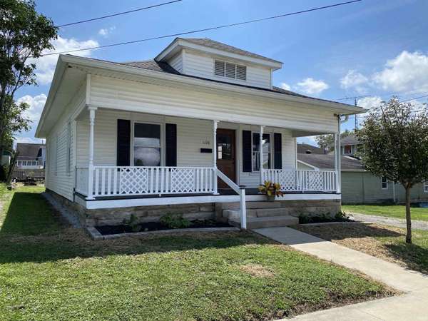 1228 9th ST, Bedford, IN 47421