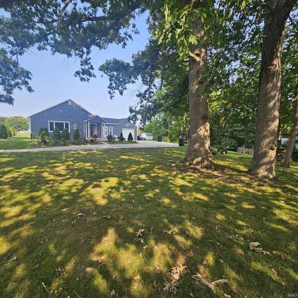 2501 Poinsette DR, Fort Wayne, IN 46808