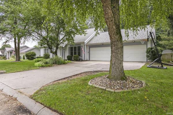 51997 Winter Glen DR, Granger, IN 46530