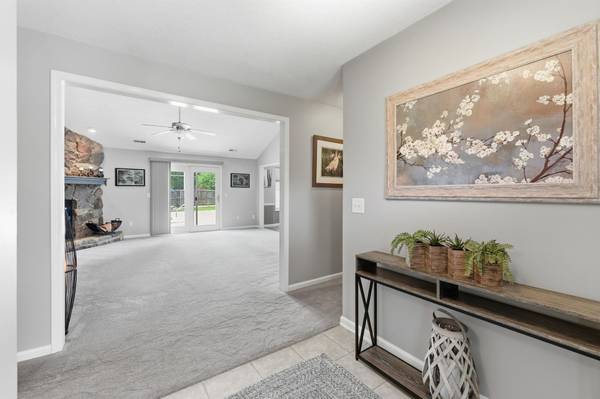 610 Landsford DR, Fort Wayne, IN 46825