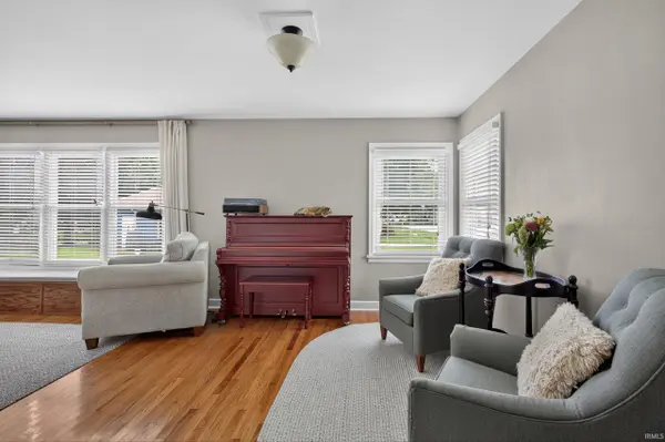 40 S Elm ST, Mulberry, IN 46058
