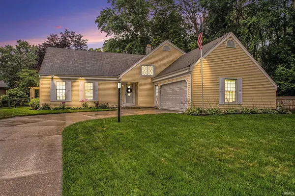 51910 N Shoreham CT, South Bend, IN 46637