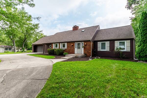 10234 Hickory Valley DR, Fort Wayne, IN 46835