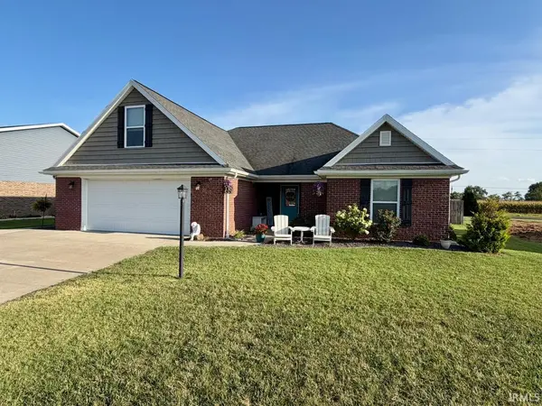 1453 W Chukar Hollow ***, Haubstadt, IN 47639