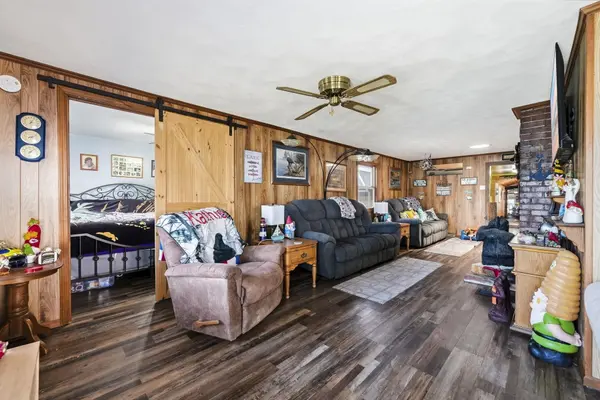 3398 N Skinner Lake DR, Albion, IN 46701